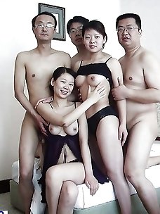 Nasty hellcats are spreading their lips on pix